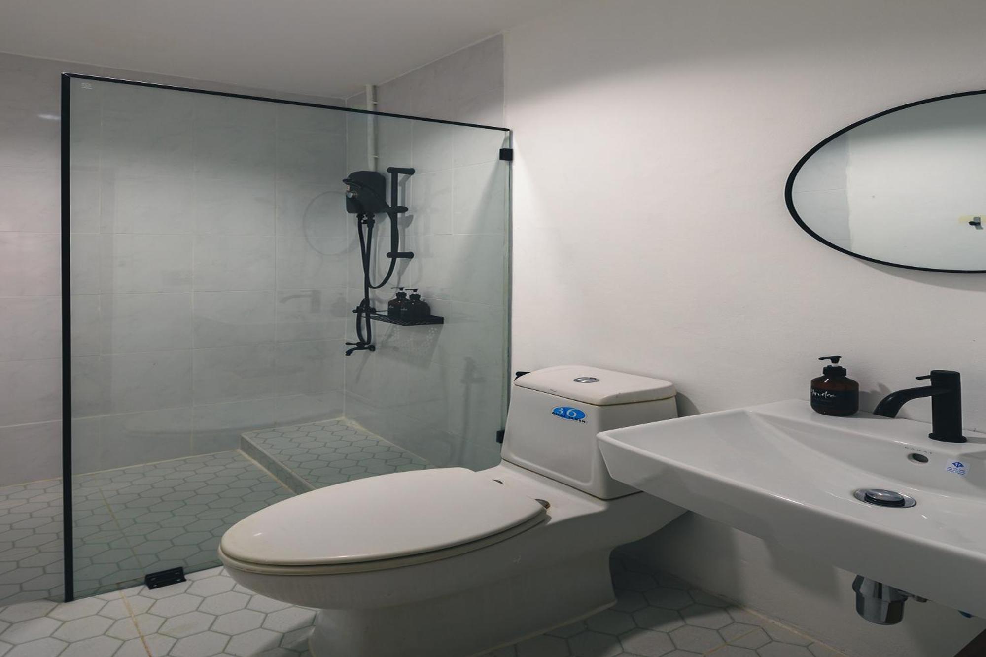 Yindee Travellers Lodge Nan Eksteriør bilde
