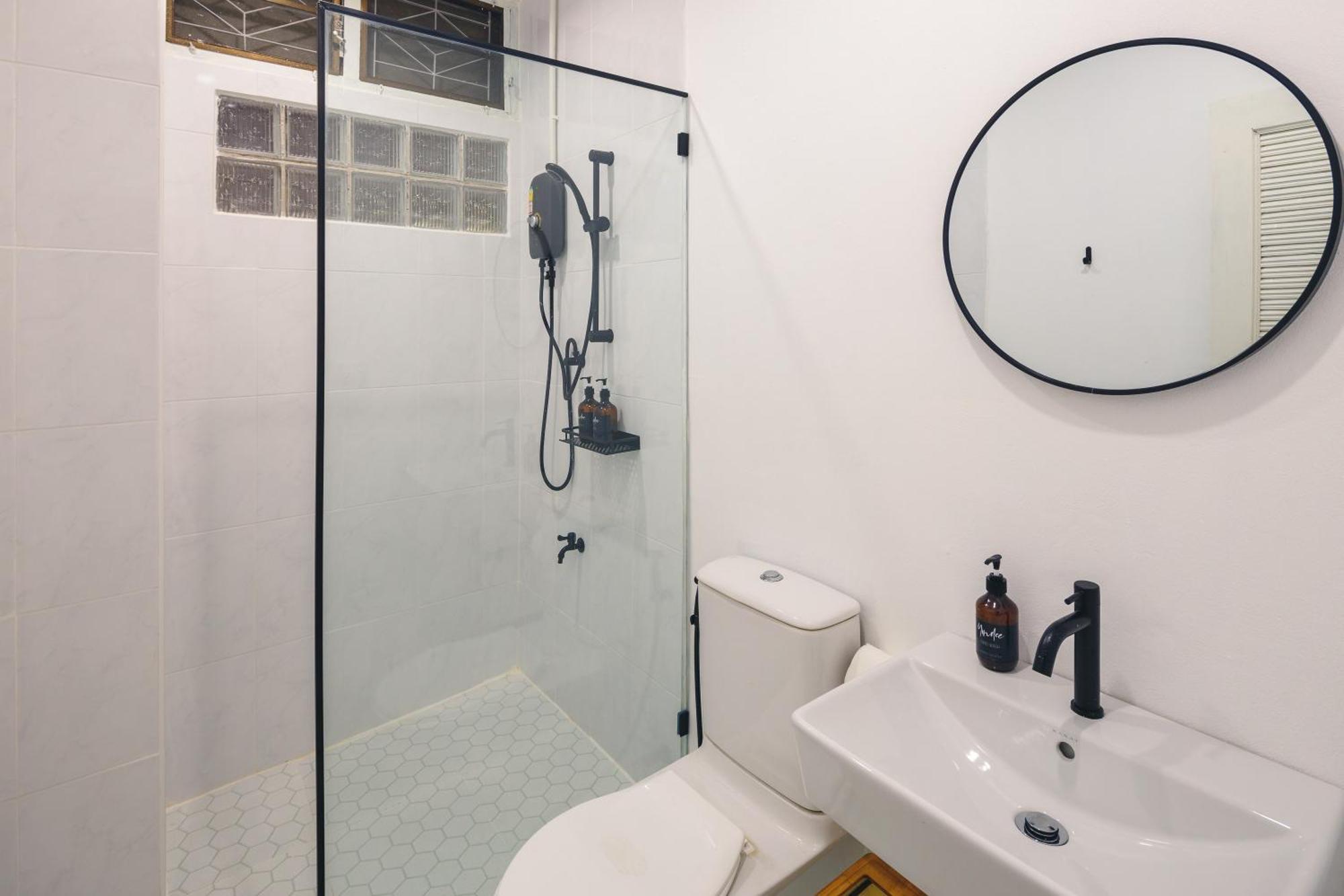 Yindee Travellers Lodge Nan Eksteriør bilde
